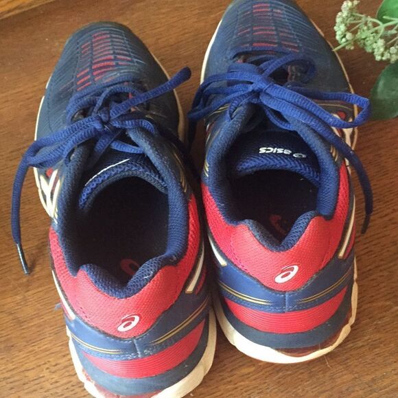 ASICS volleyball shoes size 7.5 - Picture 7 of 10